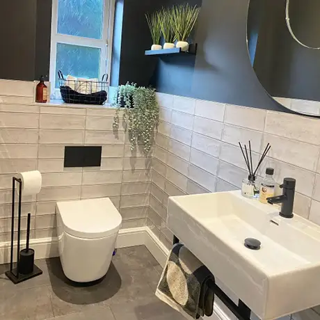 Small bathroom featuring Arles Snow Gloss