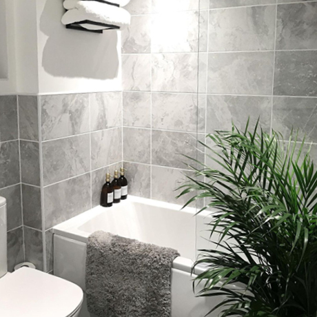 Marble Grey Tiled Bath Area