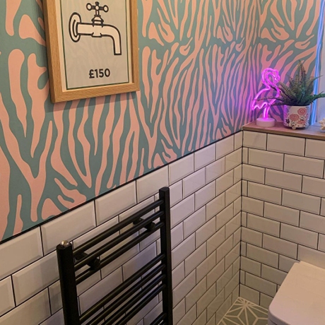 Shimmer patterned pool bathroom wall tiles