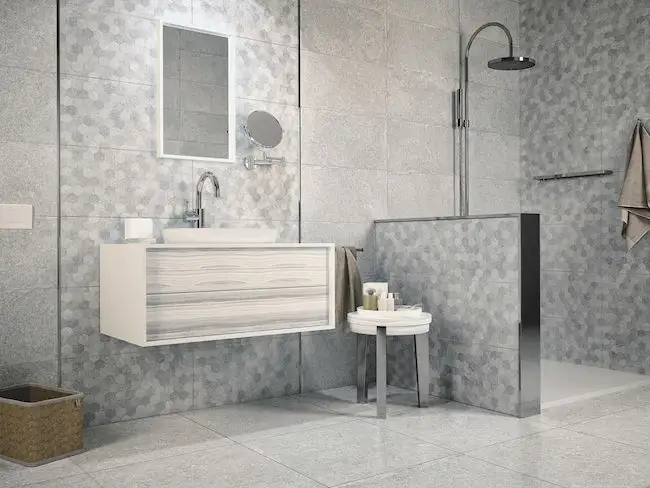 Buxy tiles in the bathroom