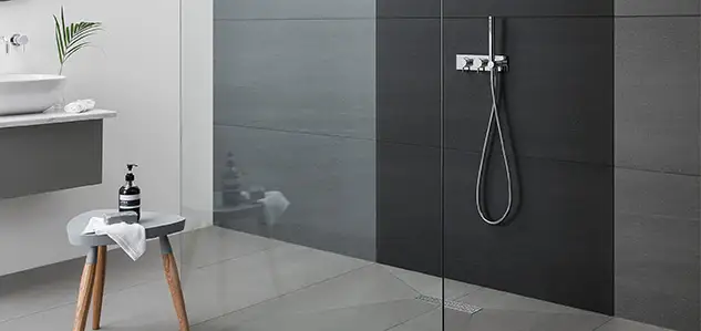 Kursaal large floor and wall tiles in bathroom/wet room