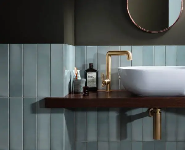 smokey blue crackle bathroom tiles