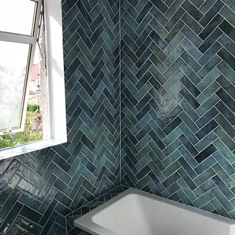 Dyroy aqua bathroom wall tiles