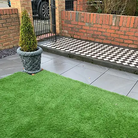 Black and White Victorian Tiles in Front Garden