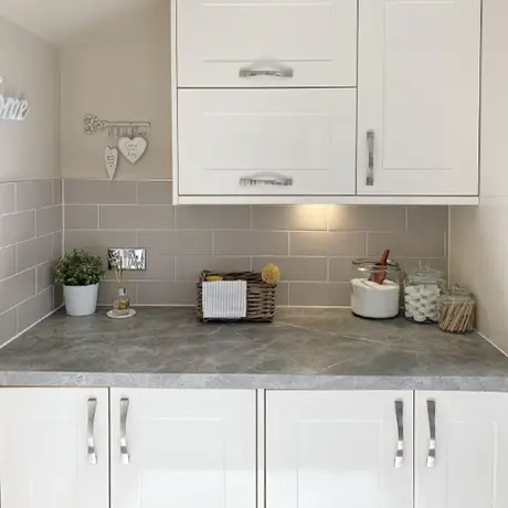 Light grey Brickbond Kitchen Splashback