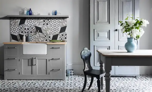 Patterned Splashback Tiles