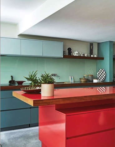 red and green kitchen