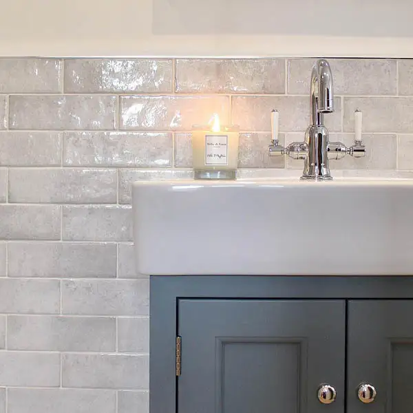 How to Introduce the Quiet Luxury Trend into the Bathroom