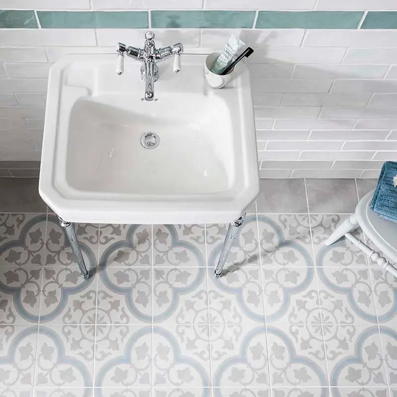 11 Clever Small Bathroom Decor Ideas