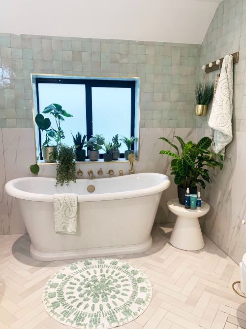 Marble effect bathroom tiles