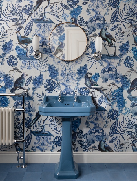 Bold bathroom wallpaper