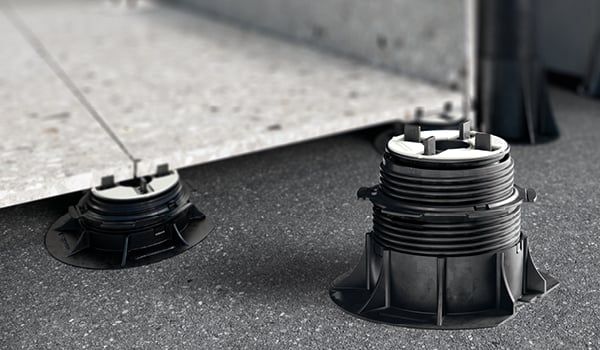 Raised pedestal system