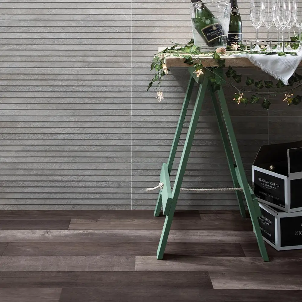 Gemini Wood shown in Dark on kitchen floor with Knole textured wall décor